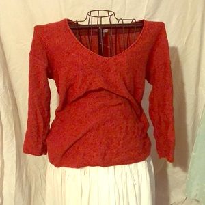 Pristine coral knit sweater